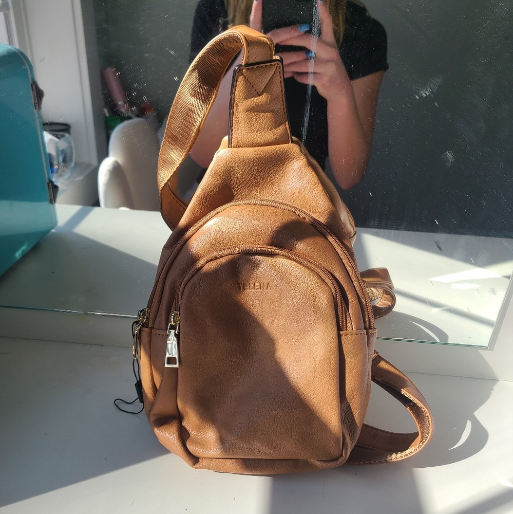 FannyPack - Picture 2 of 6